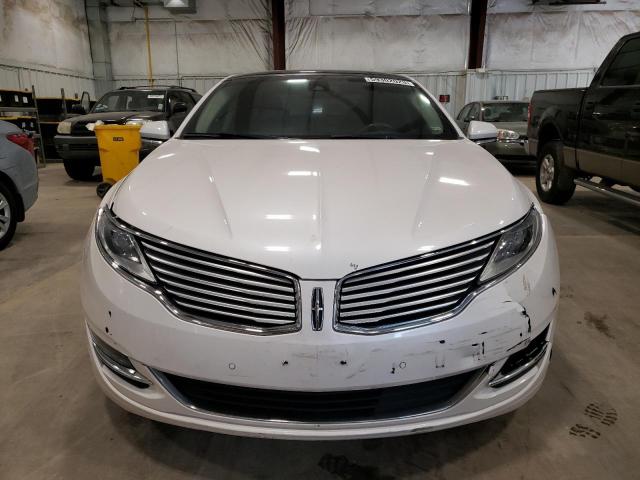 3LN6L2J94FR605055 - 2015 LINCOLN MKZ WHITE photo 5