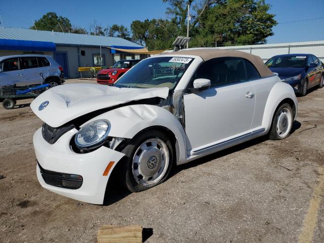 3VW5X7ATXDM822730 - 2013 VOLKSWAGEN BEETLE WHITE photo 1