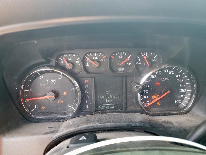 1GC4KYCY7HF162647 - 2017 CHEVROLET SILVERADO K3500 WHITE photo 9