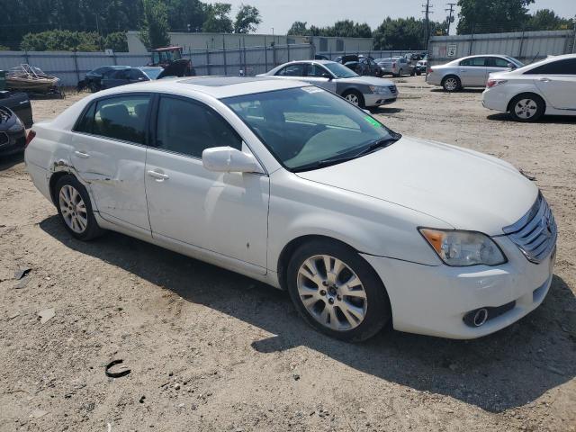 4T1BK36B08U305172 - 2008 TOYOTA AVALON XL WHITE photo 4