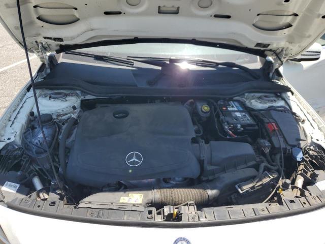 WDCTG4EB4HJ349284 - 2017 MERCEDES-BENZ GLA 250 Beyaz fotoğraf 12