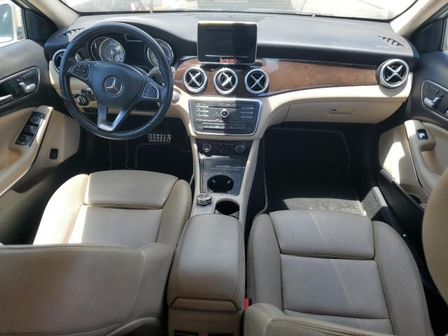 WDCTG4EB4HJ349284 - 2017 MERCEDES-BENZ GLA 250 Beyaz fotoğraf 8