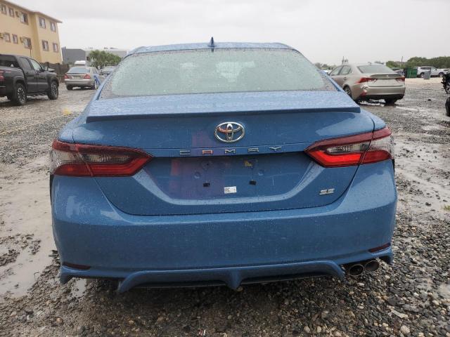 4T1T11AK5RU190105 - 2024 TOYOTA CAMRY SE NIGHT SHADE BLUE photo 6