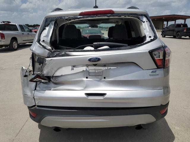 1FMCU0GD2JUA72995 - 2018 FORD ESCAPE SE SILVER photo 6