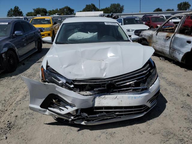 1VWDT7A35HC048529 - 2017 VOLKSWAGEN PASSAT R-LINE Ağ foto 5