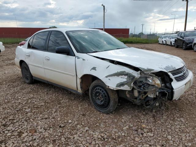 1G1ND52F24M555399 - 2004 CHEVROLET CLASSIC WHITE photo 4