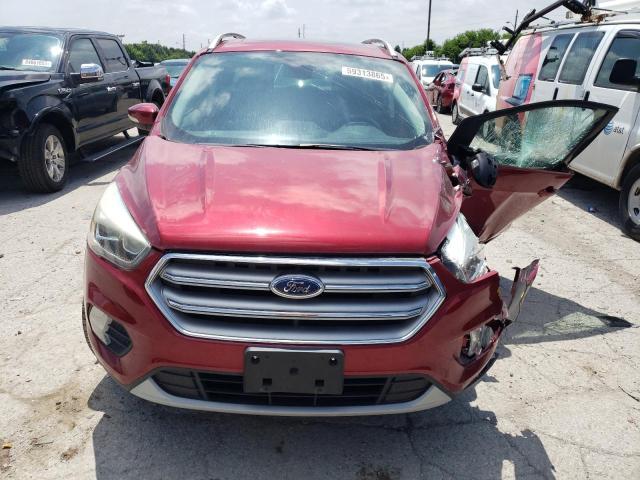 1FMCU0J9XHUA12042 - 2017 FORD ESCAPE TITANIUM RED photo 5