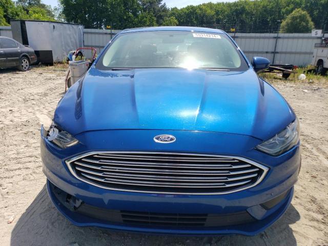 3FA6P0H76JR196220 - 2018 FORD FUSION SE BLUE photo 5