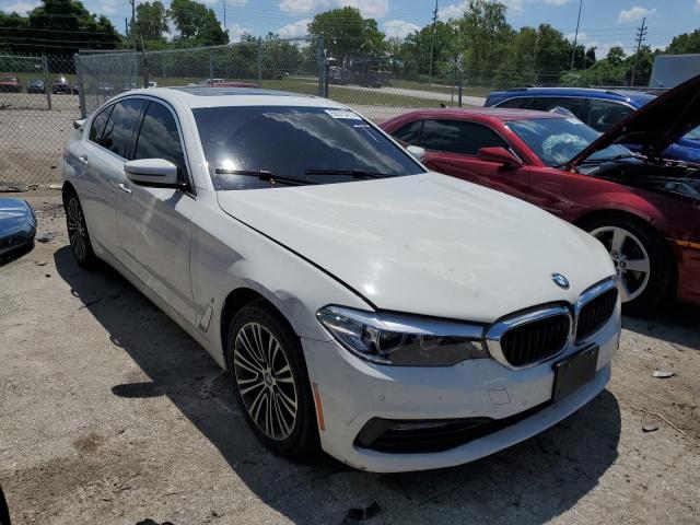 WBAJB1C5XJB084360 - 2018 BMW 530XE WHITE photo 4