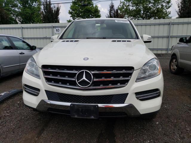 4JGDA5HB1DA250022 - 2013 MERCEDES-BENZ ML 350 4MATIC WHITE photo 5