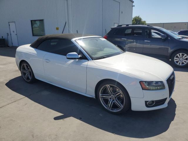 WAUCGAFH3AN013001 - 2010 AUDI S5 PREMIUM PLUS 白色 照片 4