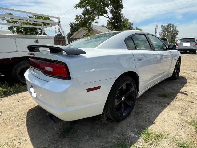 2B3CL1CT0BH576073 - 2011 DODGE CHARGER POLICE WHITE photo 4