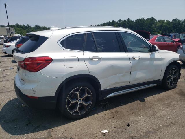 WBXHT3C51K5L35845 - 2019 BMW X1 XDRIVE28I WHITE photo 3