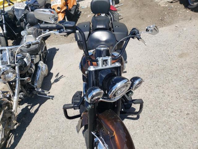 1HD1YBK66KB017515 - 2019 HARLEY-DAVIDSON FLHCS BROWN photo 5