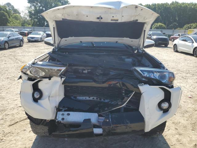 JTEBU5JR1H5474119 - 2017 TOYOTA 4RUNNER SR5/SR5 PREMIUM 白色 照片 5