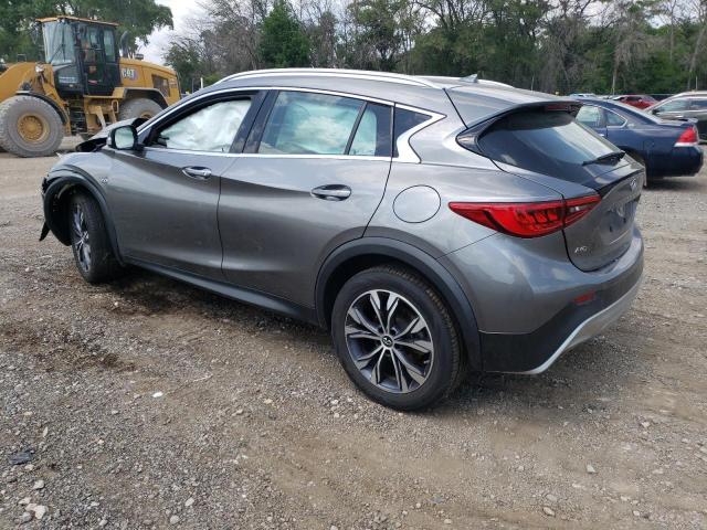 SJKCH5CR9HA033207 - 2017 INFINITI QX30 BASE GRAY photo 2
