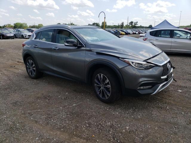 SJKCH5CR9HA033207 - 2017 INFINITI QX30 BASE GRAY photo 4