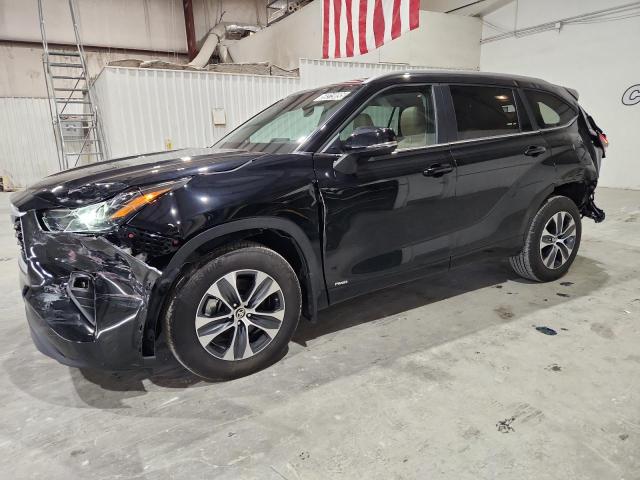 2025 TOYOTA HIGHLANDER HYBRID XLE, null