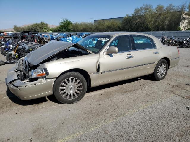 1LNHM81W74Y601997 - 2004 LINCOLN TOWN CAR EXECUTIVE Մոխրագույն լուսանկար 1