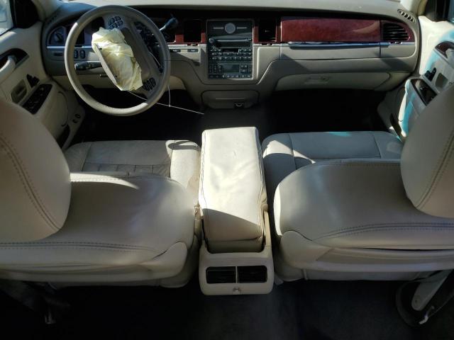 1LNHM81W74Y601997 - 2004 LINCOLN TOWN CAR EXECUTIVE Մոխրագույն լուսանկար 8