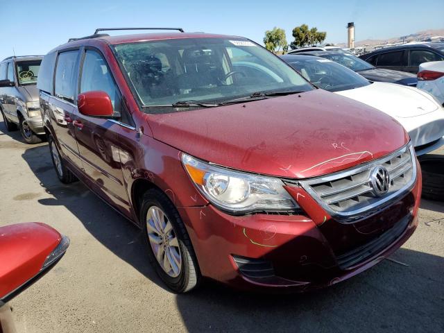 2C4RVABG8CR276364 - 2012 VOLKSWAGEN ROUTAN SE BURGUNDY photo 4