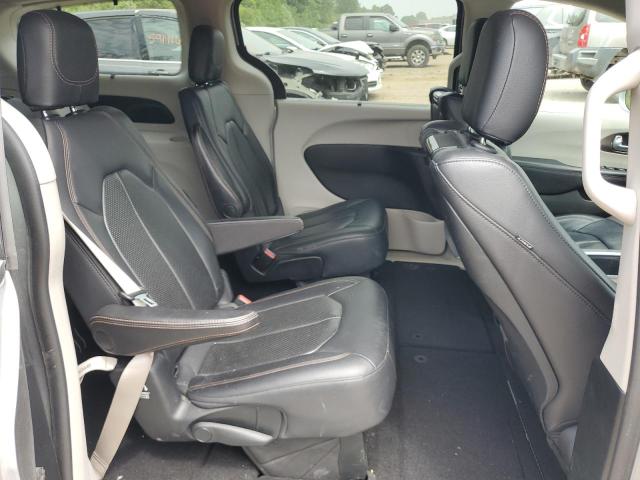 2C4RC1EG0JR139577 - 2018 CHRYSLER PACIFICA TOURING L PLUS SILVER photo 11