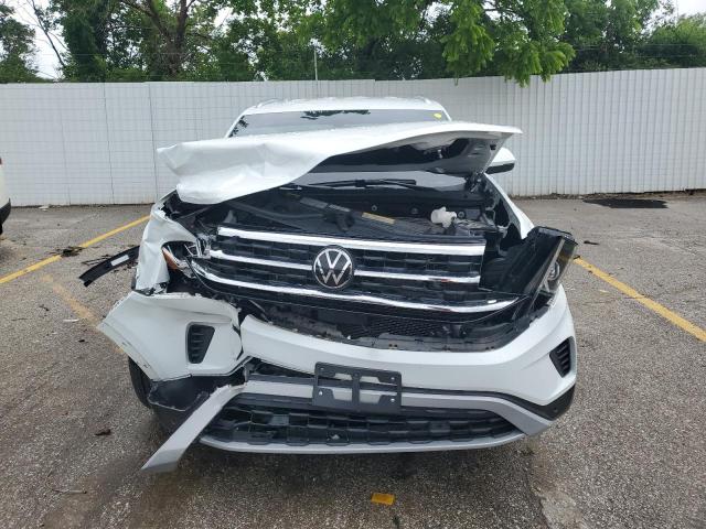 1V2HE2CA5PC204949 - 2023 VOLKSWAGEN ATLAS CROS SE Biały zdjęcie 5