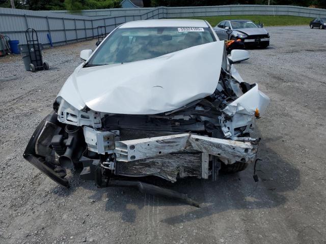 1G1ZC5EB7AF245018 - 2010 CHEVROLET MALIBU 1LT WHITE photo 5