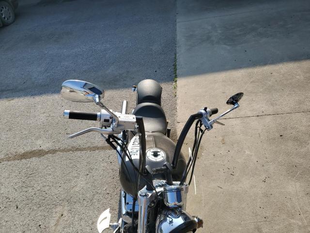 5VPGB16D343001075 - 2004 VICTORY MOTORCYCLES VEGAS გრაფიტი ფოტო 5