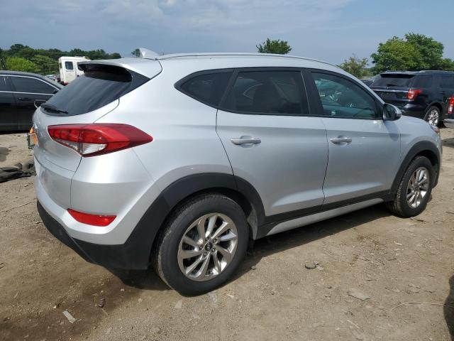 KM8J33A4XJU710656 - 2018 HYUNDAI TUCSON SEL SILVER photo 3