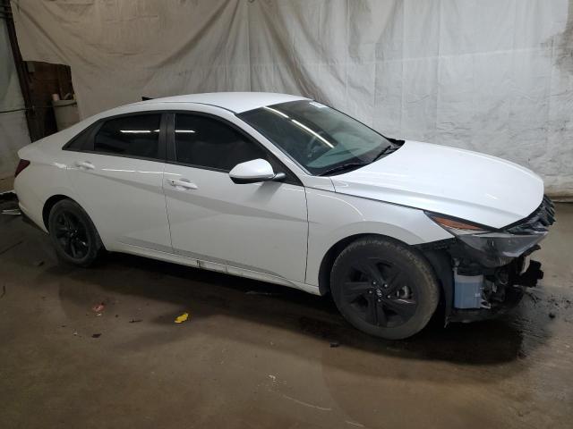 5NPLM4AG3MH033071 - 2021 HYUNDAI ELANTRA SEL WHITE photo 4