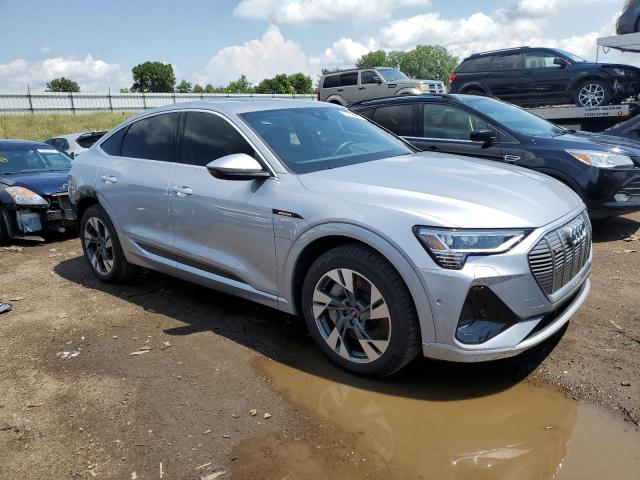 WA13AAGE4NB025989 - 2022 AUDI E-TRON SPORTBACK PRESTIGE SILVER photo 4