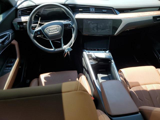 WA13AAGE4NB025989 - 2022 AUDI E-TRON SPORTBACK PRESTIGE SILVER photo 8