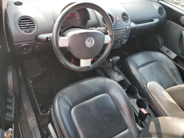 3VWRW3AL2AM007365 - 2010 VOLKSWAGEN NEW BEETLE BLACK photo 8