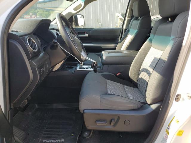 5TFUY5F16HX661705 - 2017 TOYOTA TUNDRA DOUBLE CAB SR/SR5 WHITE photo 7