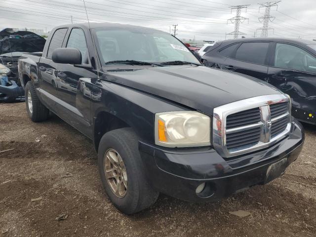 1D7HE48J06S541237 - 2006 DODGE DAKOTA QUAD SLT BLACK photo 4