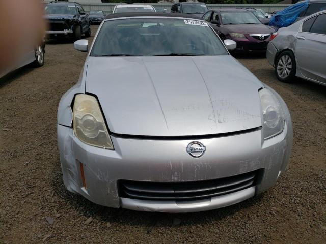 JN1AZ36AX6M457804 - 2006 NISSAN 350Z ROADSTER SILVER photo 5