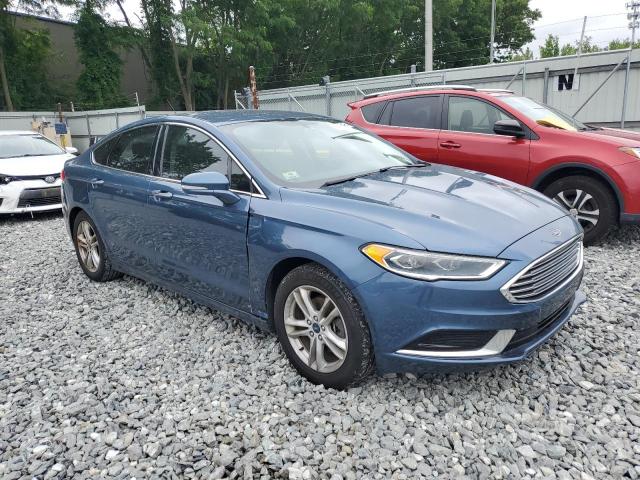 3FA6P0HD4JR192706 - 2018 FORD FUSION SE BLUE photo 4