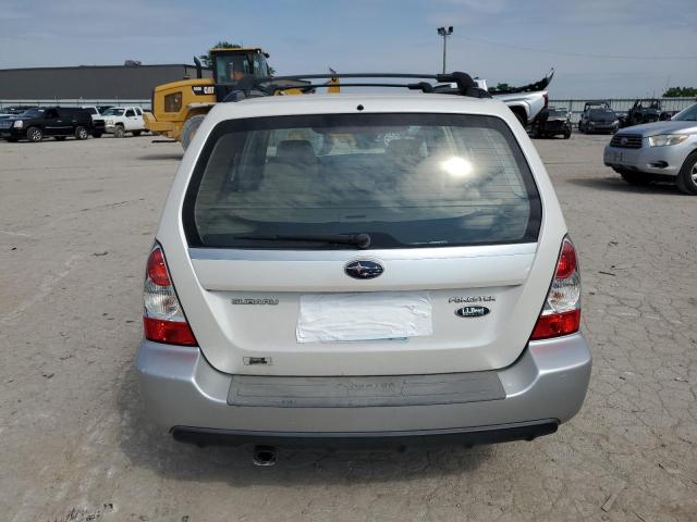 JF1SG67617H703254 - 2007 SUBARU FORESTER 2.5X LL BEAN WHITE photo 6
