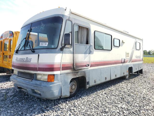 1GBKP37N7R3328166 - 1994 CHEVROLET MOTORHOME WHITE photo 2