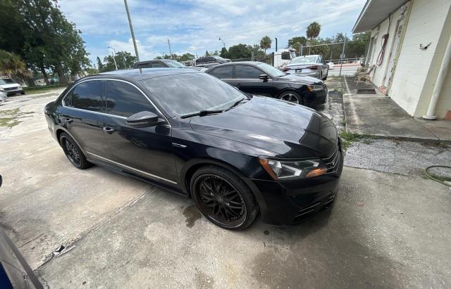 1VWDT7A36HC068854 - 2017 VOLKSWAGEN PASSAT R-LINE შავი ფოტო 1