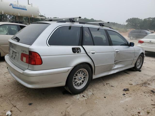 WBADS43472GE10385 - 2002 BMW 525 IT AUTOMATIC SILVER photo 3