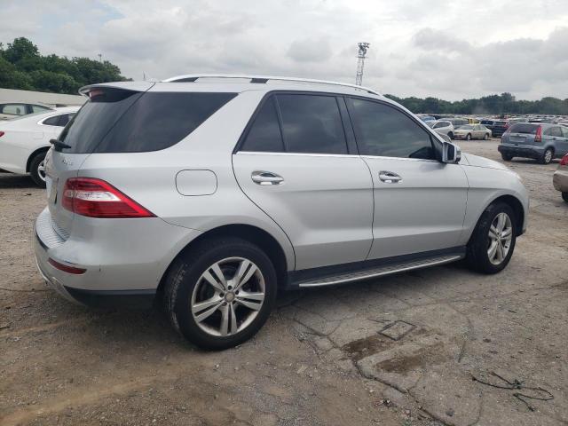 4JGDA5HB1EA390296 - 2014 MERCEDES-BENZ ML 350 4MATIC SILVER photo 3