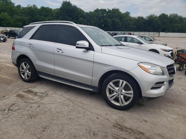 4JGDA5HB1EA390296 - 2014 MERCEDES-BENZ ML 350 4MATIC SILVER photo 4