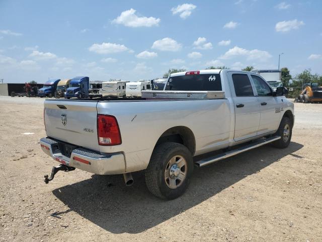 3C63R3GL4JG330104 - 2018 RAM 3500 ST SILVER photo 3