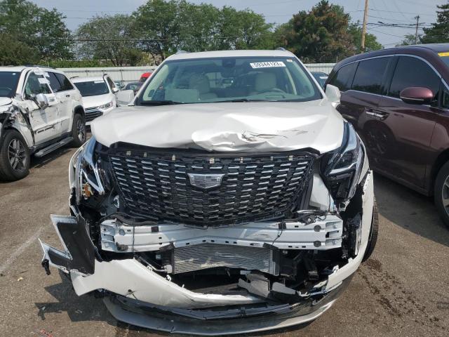 1GYKNDRS6PZ152094 - 2023 CADILLAC XT5 PREMIUM LUXURY WHITE photo 5