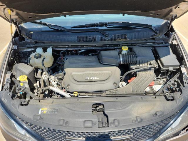 2C4RC1BG3JR194058 - 2018 CHRYSLER PACIFICA TOURING L TAN photo 12