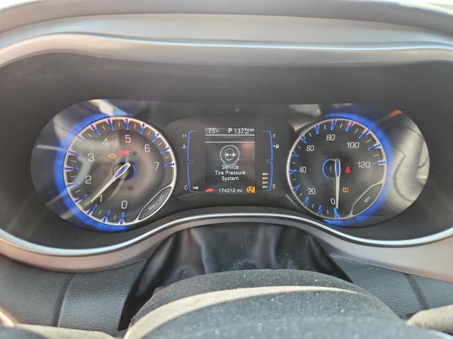 2C4RC1BG3JR194058 - 2018 CHRYSLER PACIFICA TOURING L TAN photo 9