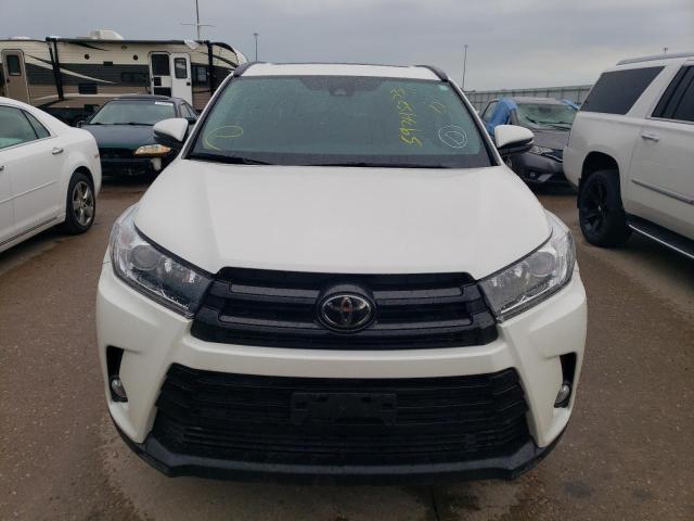 5TDJZRFH1JS548681 - 2018 TOYOTA HIGHLANDER SE WHITE photo 5