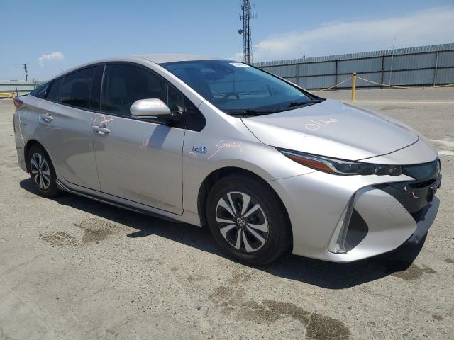 JTDKARFP6J3077731 - 2018 TOYOTA PRIUS PRIM 银色 照片 4